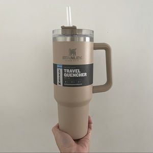 NWT 40oz Stanley Adventure Quencher Travel Tumbler- driftwood